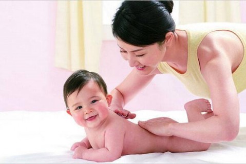 长春代生宝宝长牙了就断奶了吗 喂奶的六大误区妈妈千万要避开